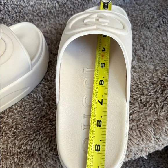 Gucci GG Women's Cream Platform Rubber Slides - Picture 15 of 15